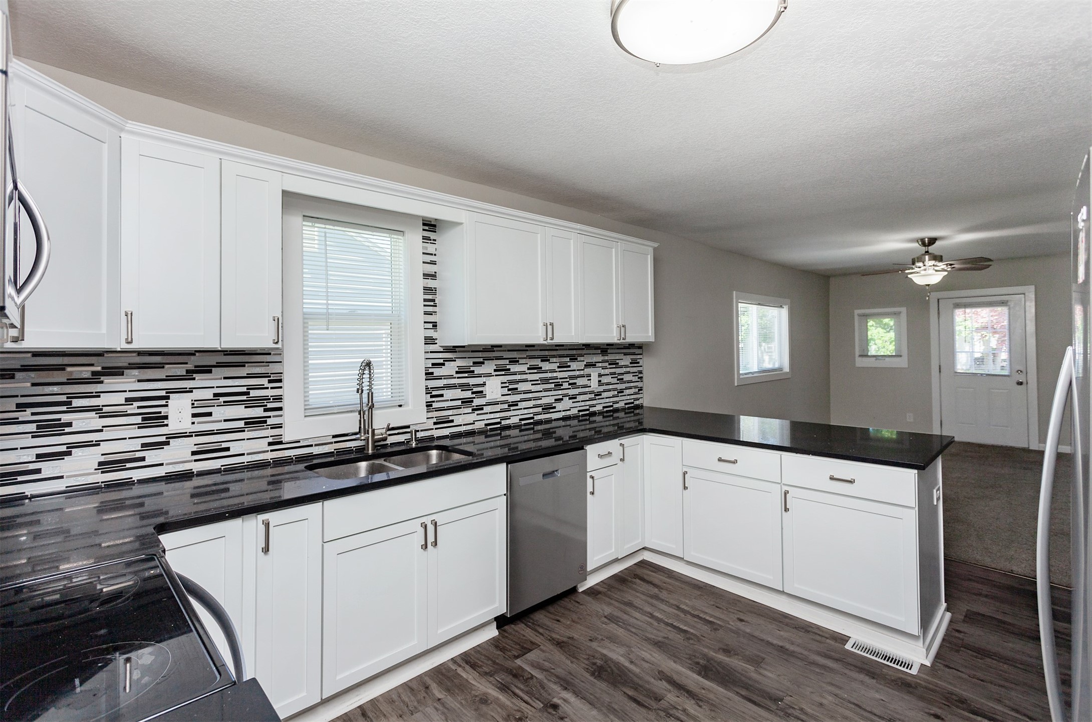 2323 Maple Street, Des Moines, Iowa image 14
