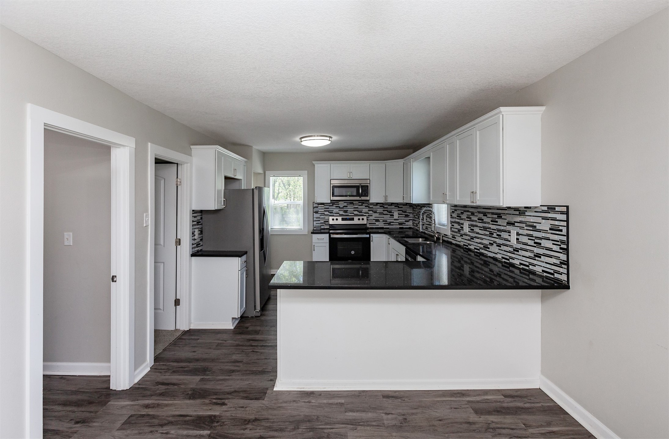 2323 Maple Street, Des Moines, Iowa image 8