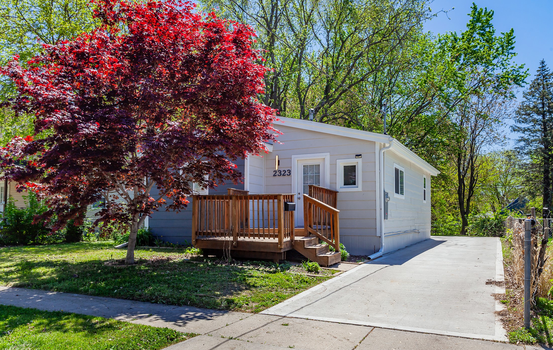 2323 Maple Street, Des Moines, Iowa image 1
