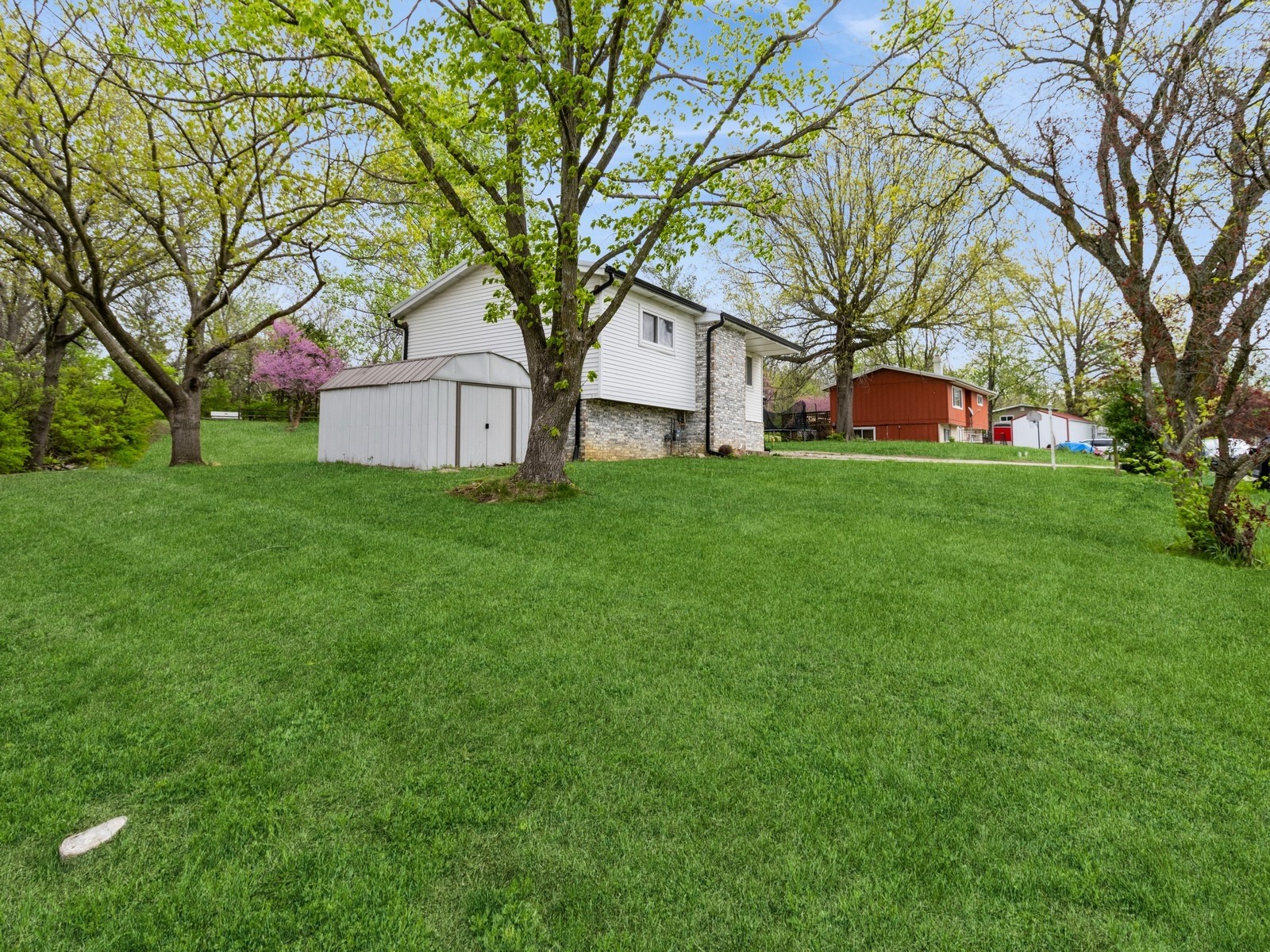 520 Lakeview Drive, Lamoni, Iowa image 2