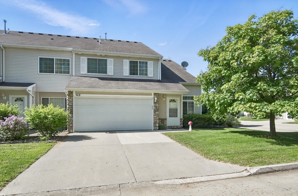 3799 Village Run Drive #512, Des Moines, Iowa image 2