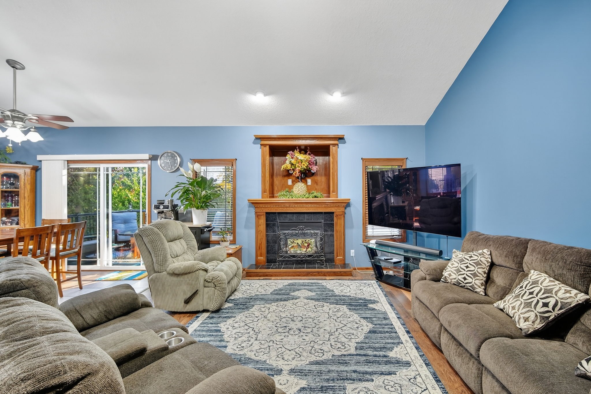 2211 SE Clover Ridge Drive