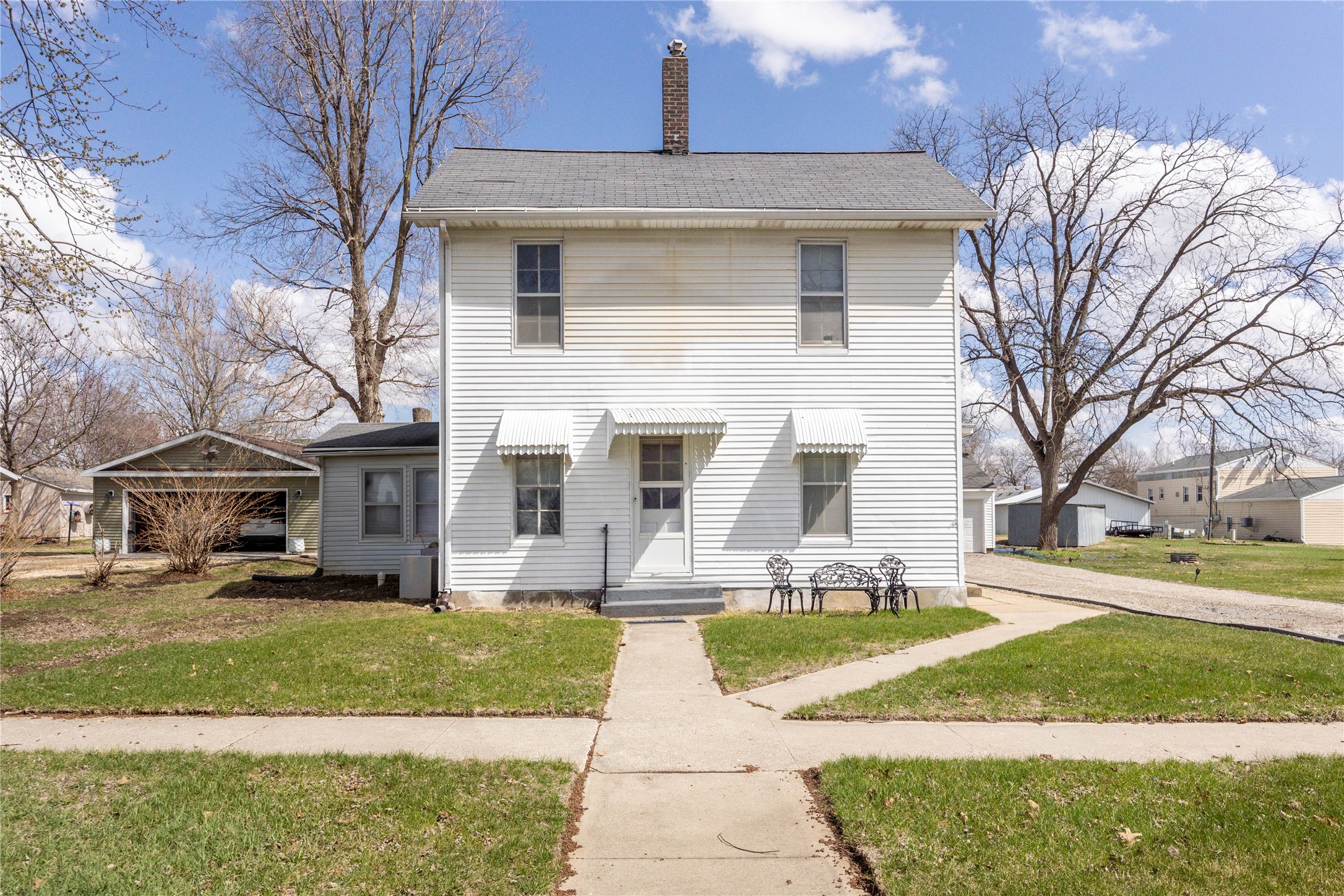 307 2nd Avenue, State Center, Iowa image 1