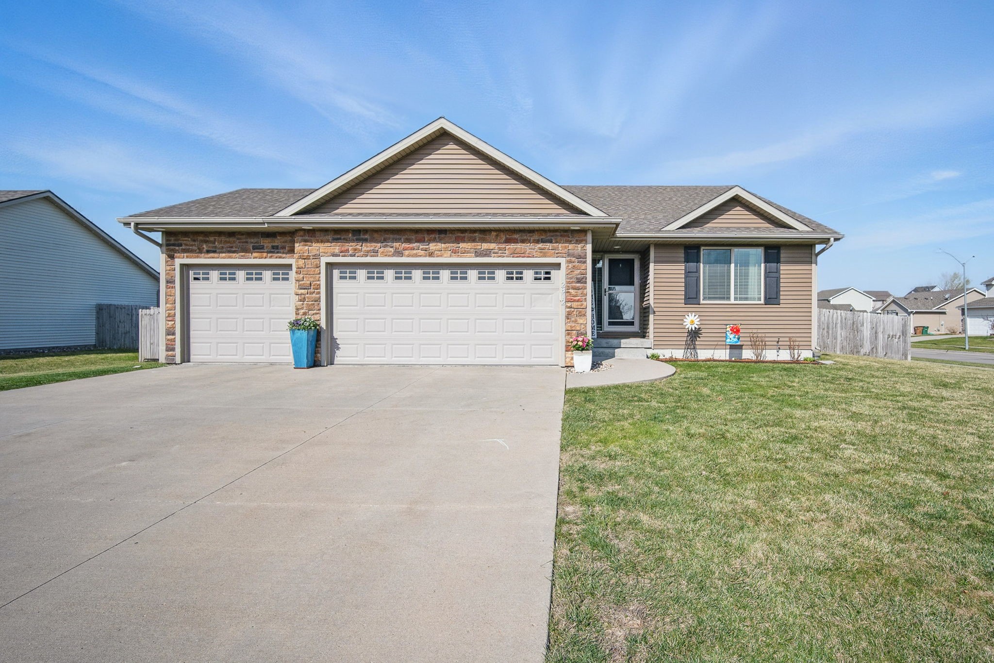 2812 SE Diamond Drive, Grimes, Iowa image 1
