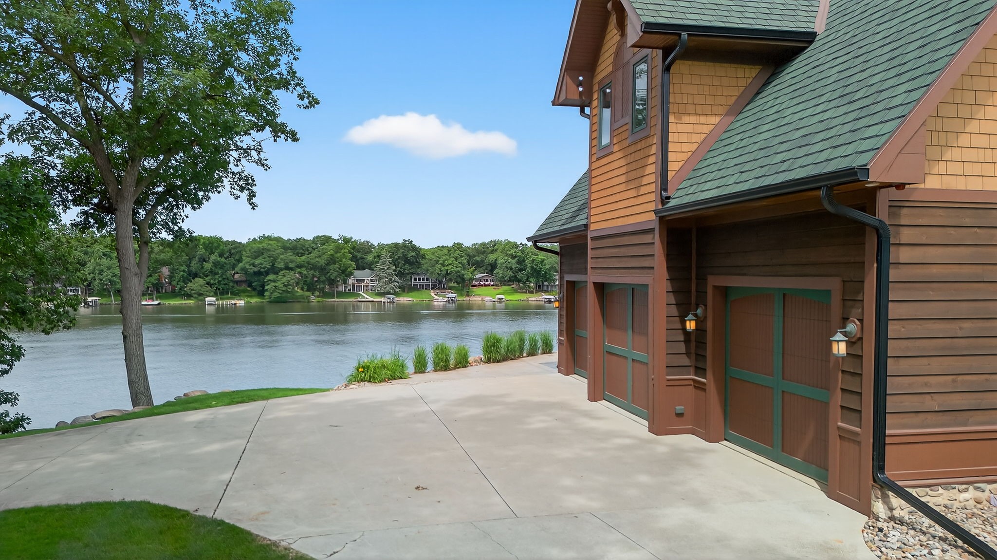 5061 Panorama Drive