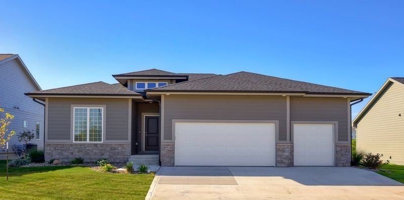 8916 Beery Place