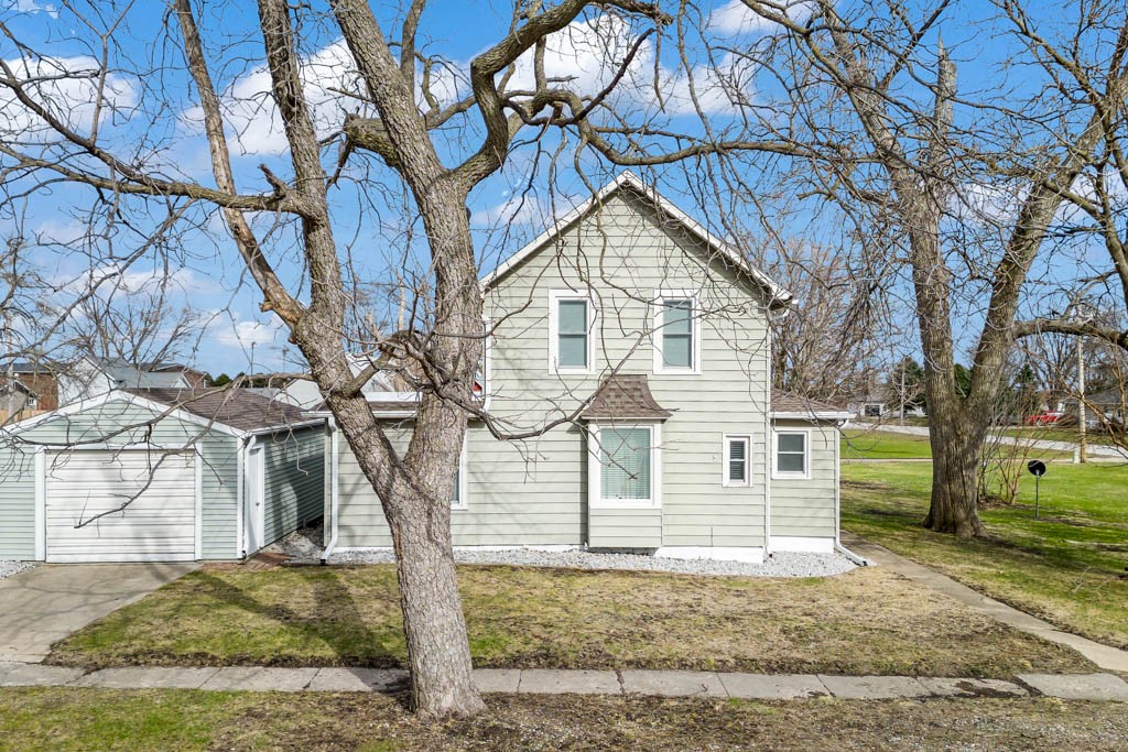 308 Pine Street, Williams, Iowa image 2