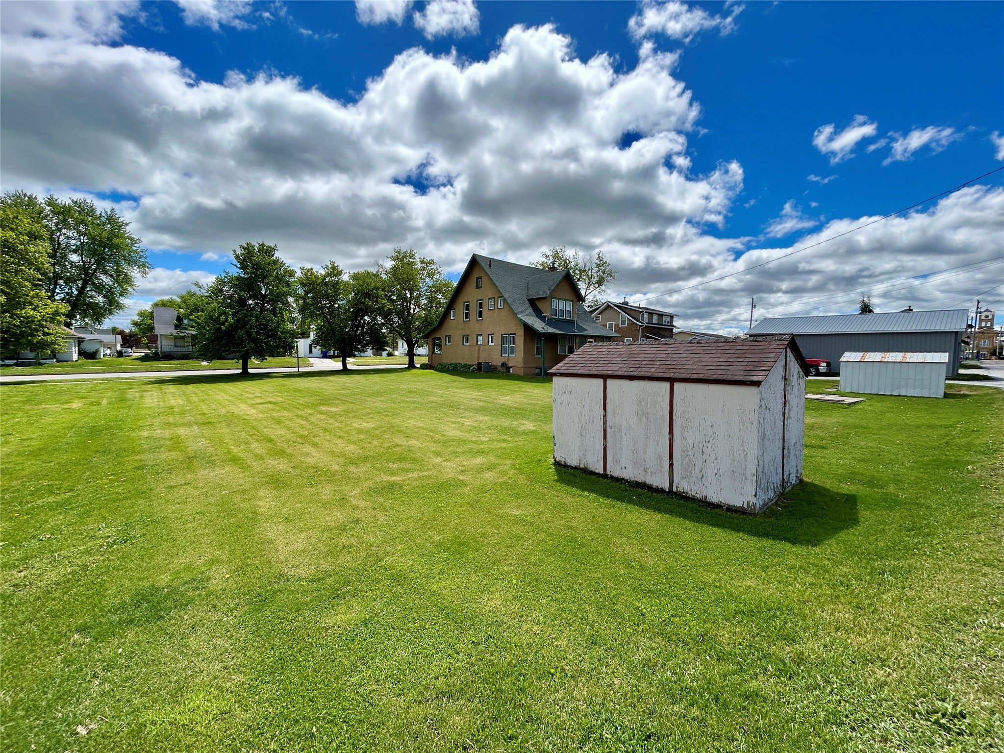 215 N. Main Street, Albia, Iowa image 3