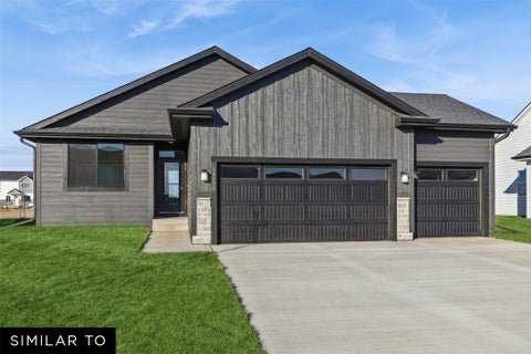Homes For Sale - 1018 Shady Lane Drive<br/> Warren County, Norwalk, IA 50211