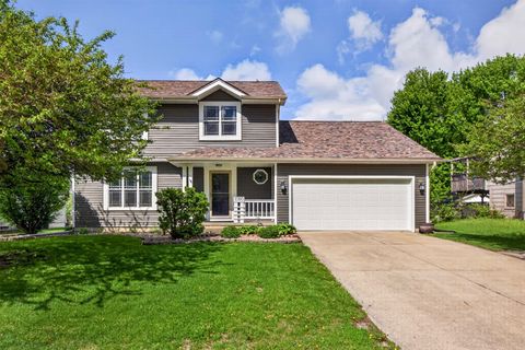 Homes For Sale - 1090 2nd St Court<br/> Waukee, IA 50263