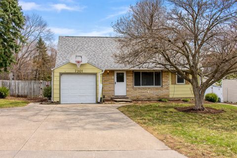 Homes For Sale - 7301 SW 16th Street<br/> Des Moines, IA 50315