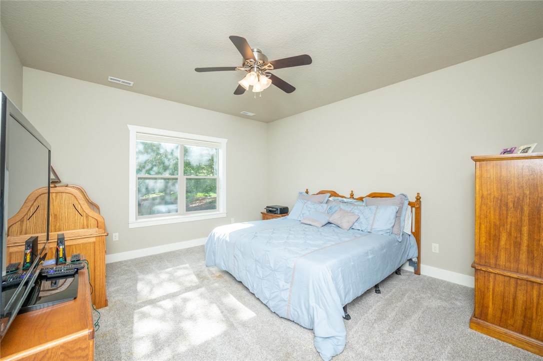 111 North Drive, Montezuma, Iowa image 11