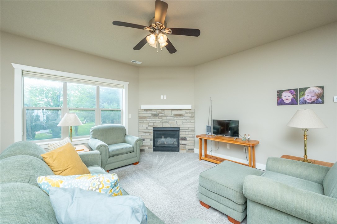 111 North Drive, Montezuma, Iowa image 3