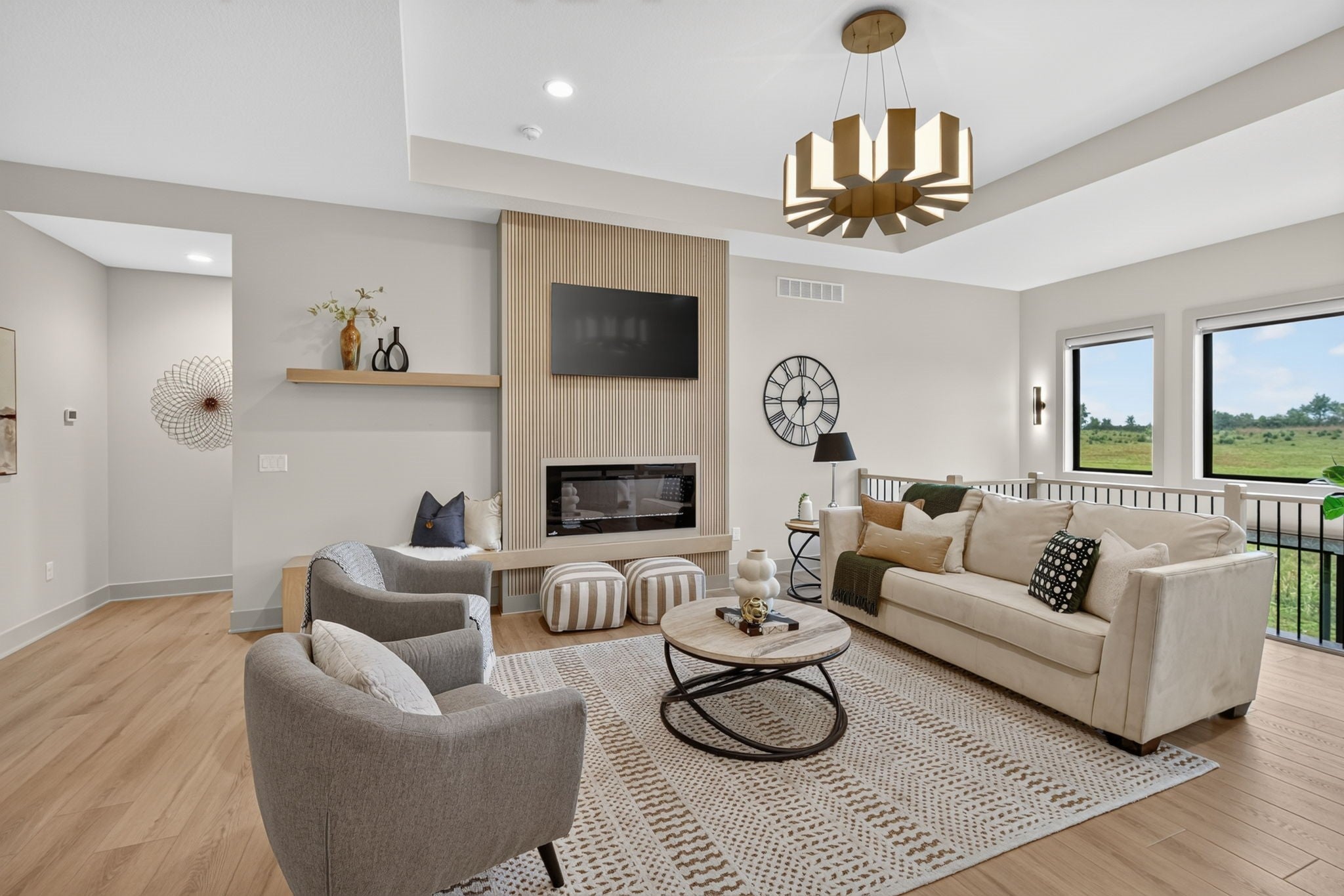 8240 Mahon Court