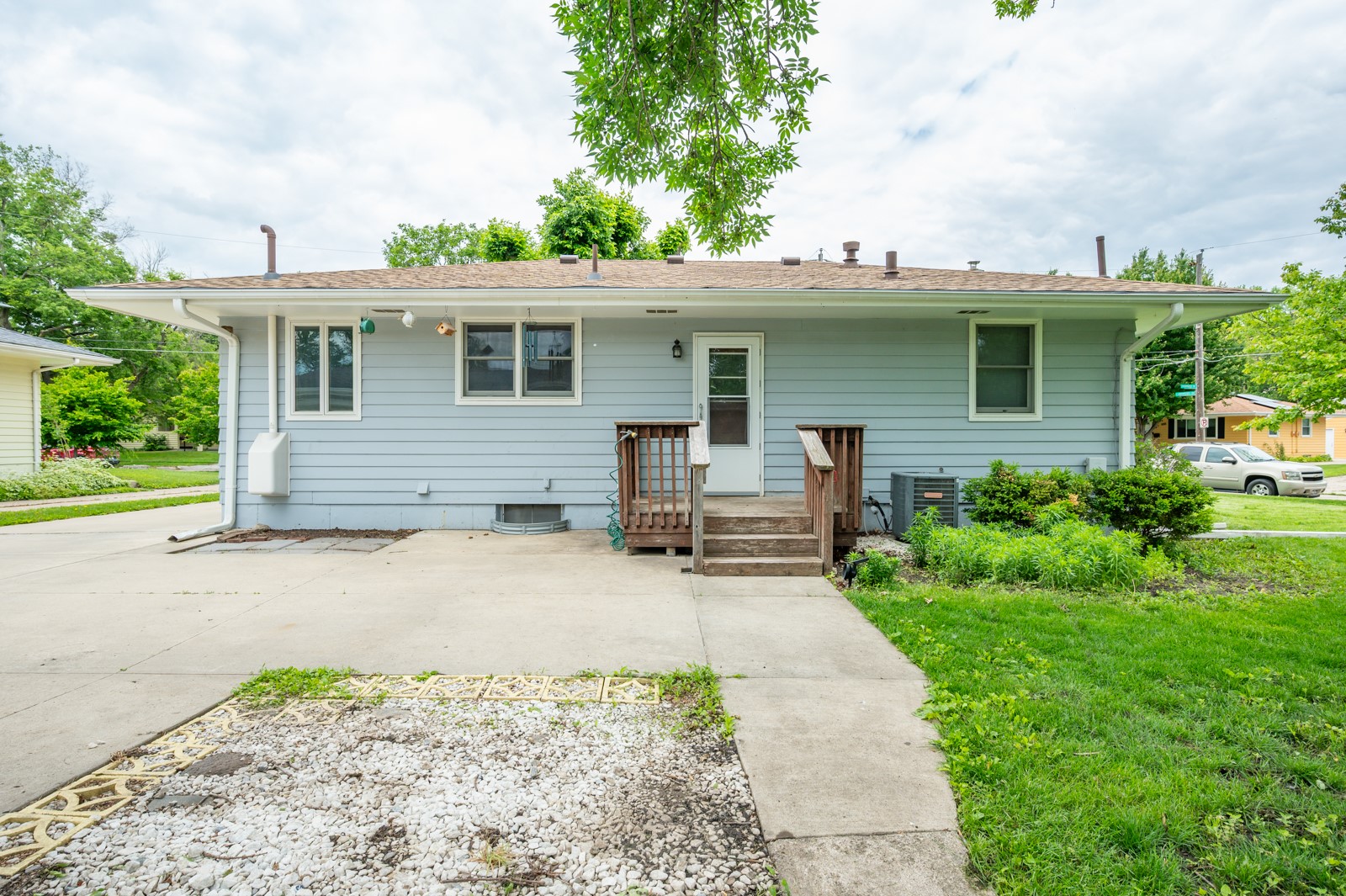 3214 Brinkwood Road, Des Moines, Iowa image 18