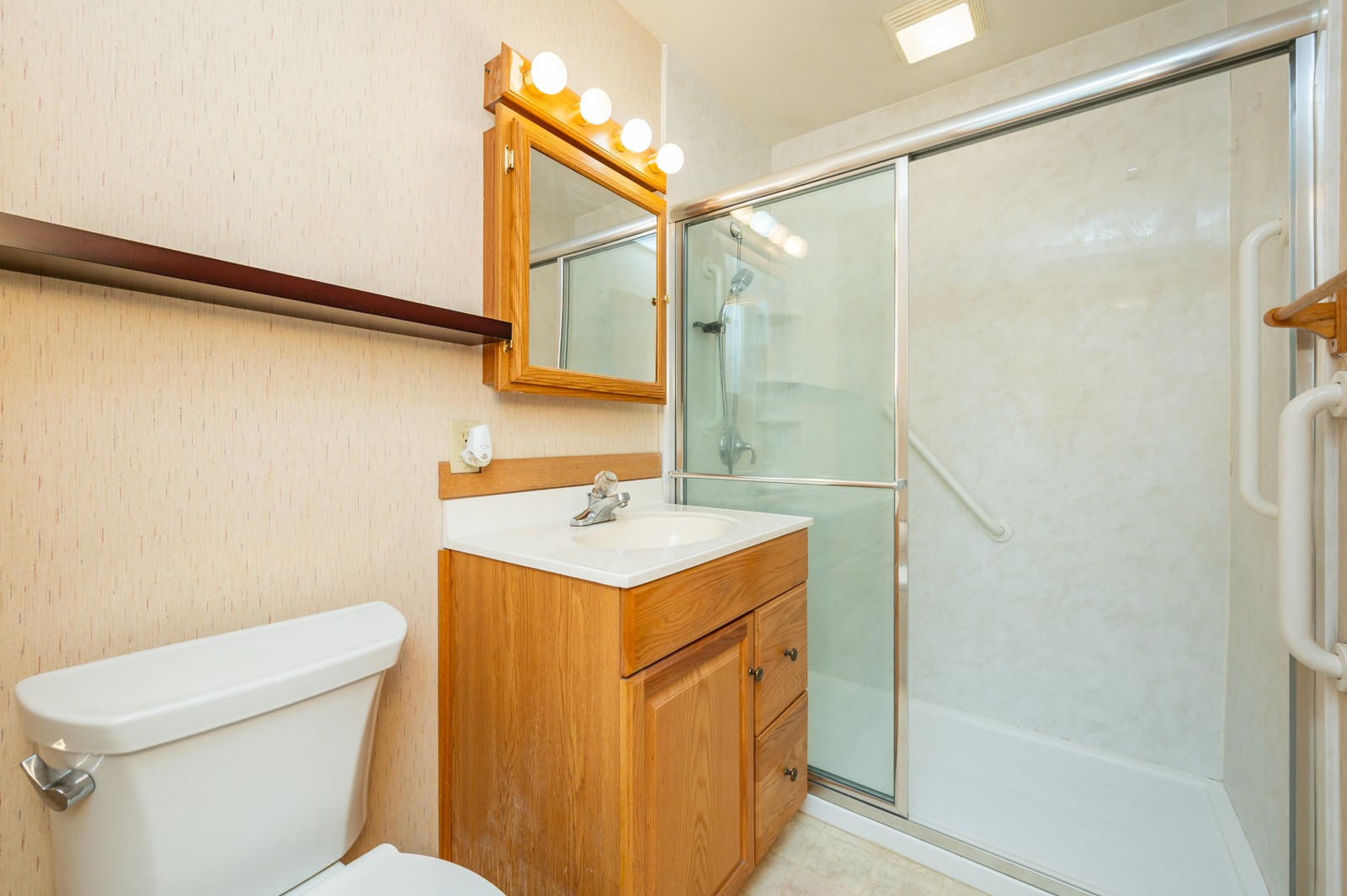 3214 Brinkwood Road, Des Moines, Iowa image 11