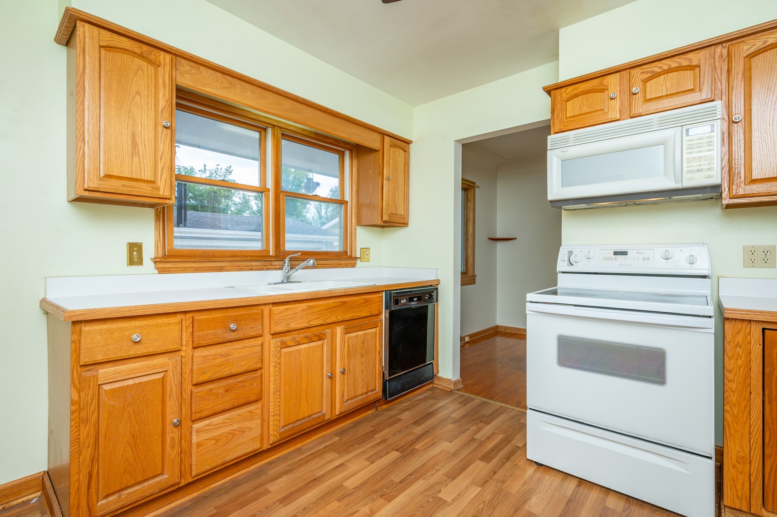 3214 Brinkwood Road, Des Moines, Iowa image 6