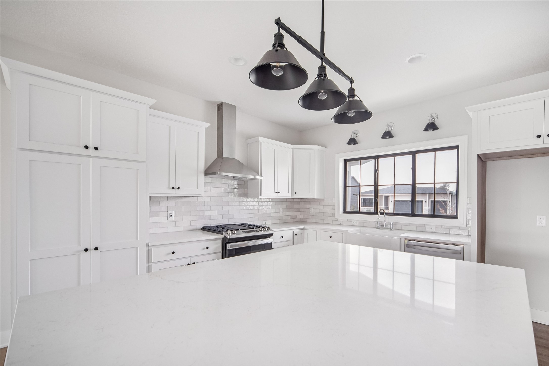 West Des Moines, Iowa 50265, United States, 4 Bedrooms Bedrooms, ,2 BathroomsBathrooms,Residential,Active,237230