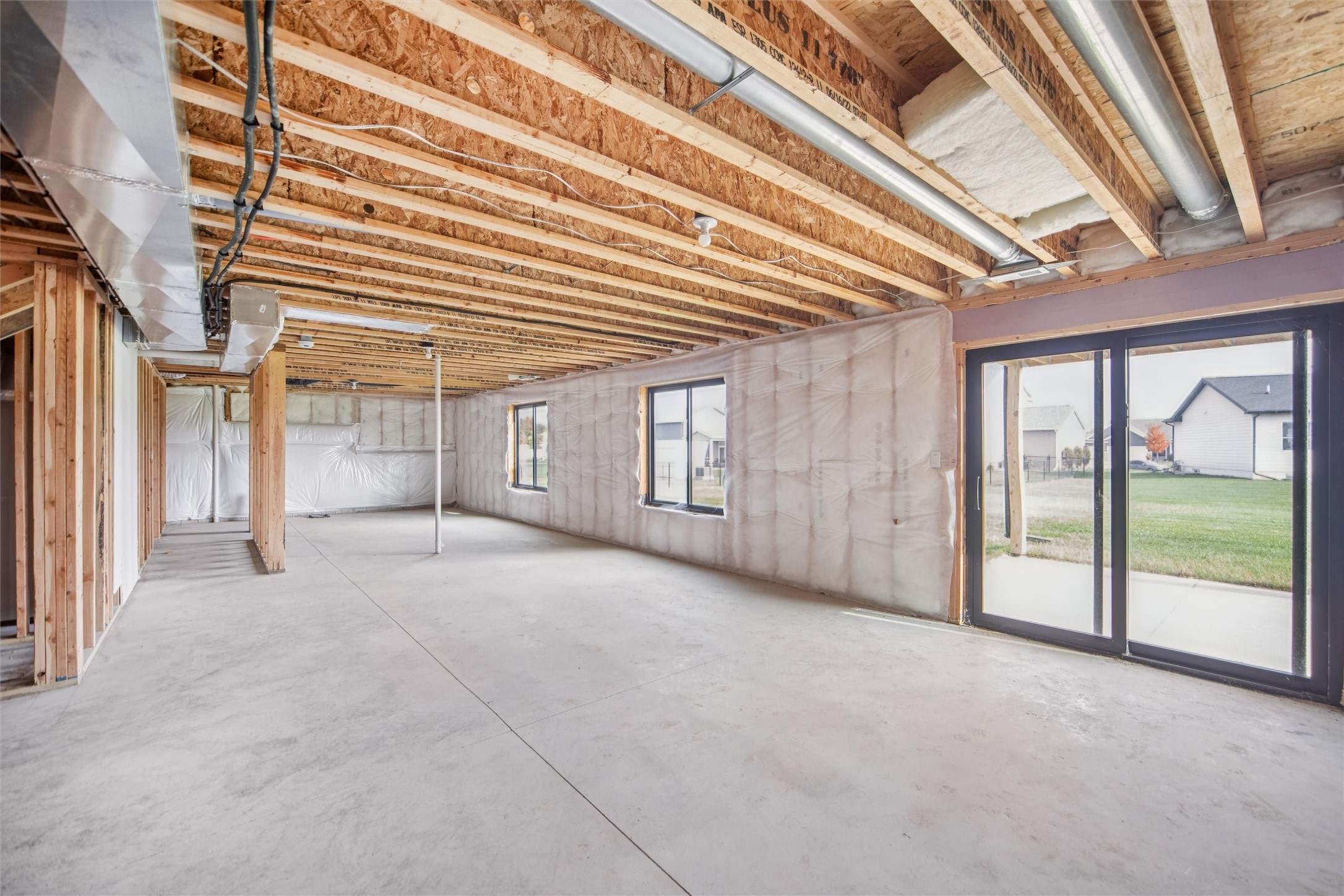 West Des Moines, Iowa 50265, United States, 4 Bedrooms Bedrooms, ,2 BathroomsBathrooms,Residential,Active,237230