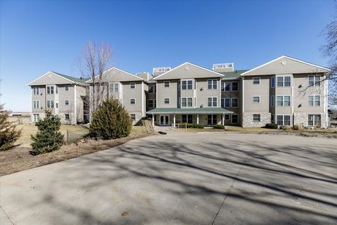 Condo For Sale - 711 16th Avenue #U104<br/> Grinnell, IA 50112