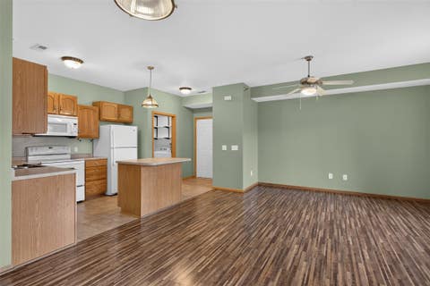 Condo For Sale - 10335 Norfolk Drive #13<br/> Johnston, IA 50131