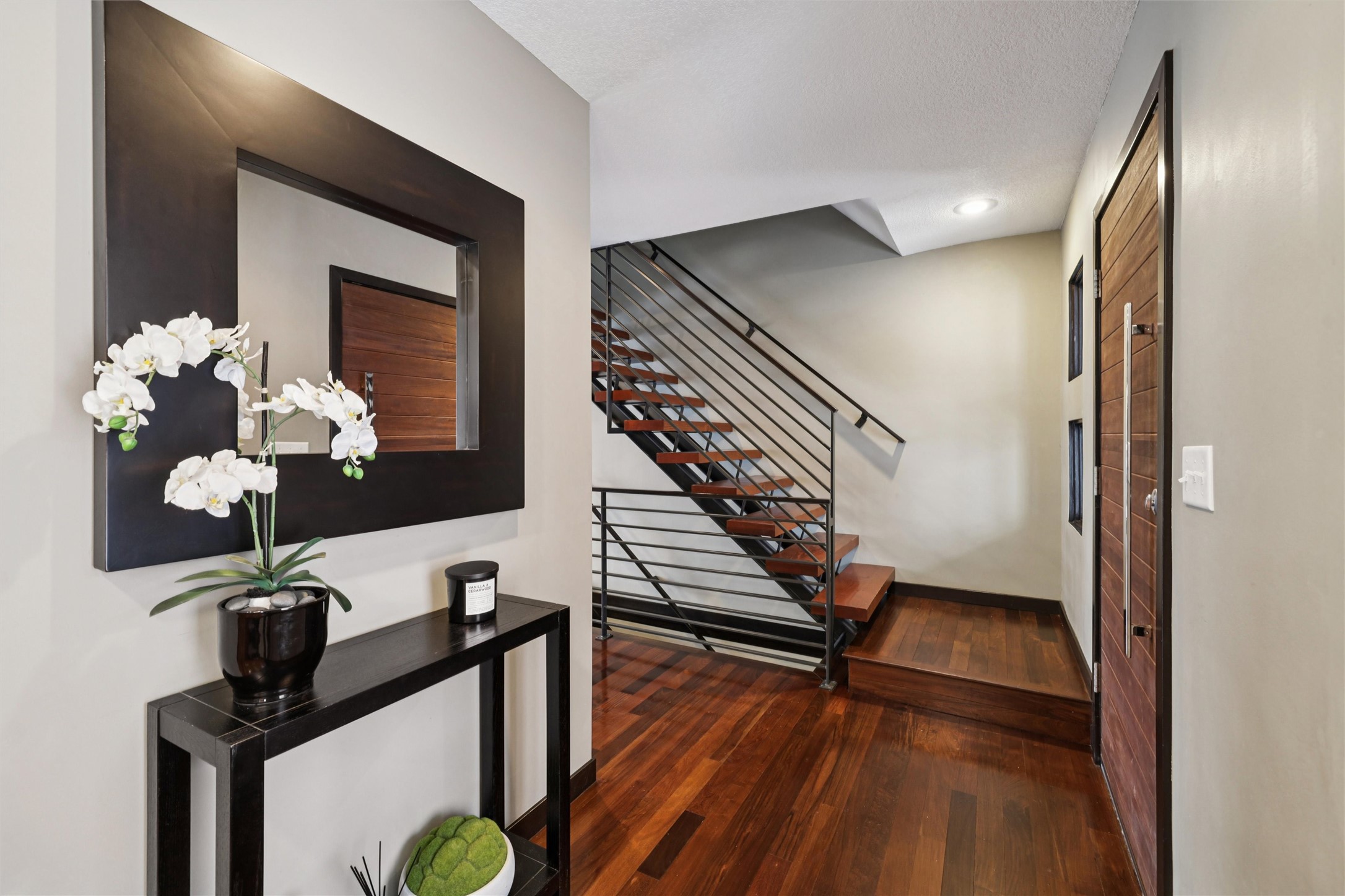 9109 Hammontree Drive