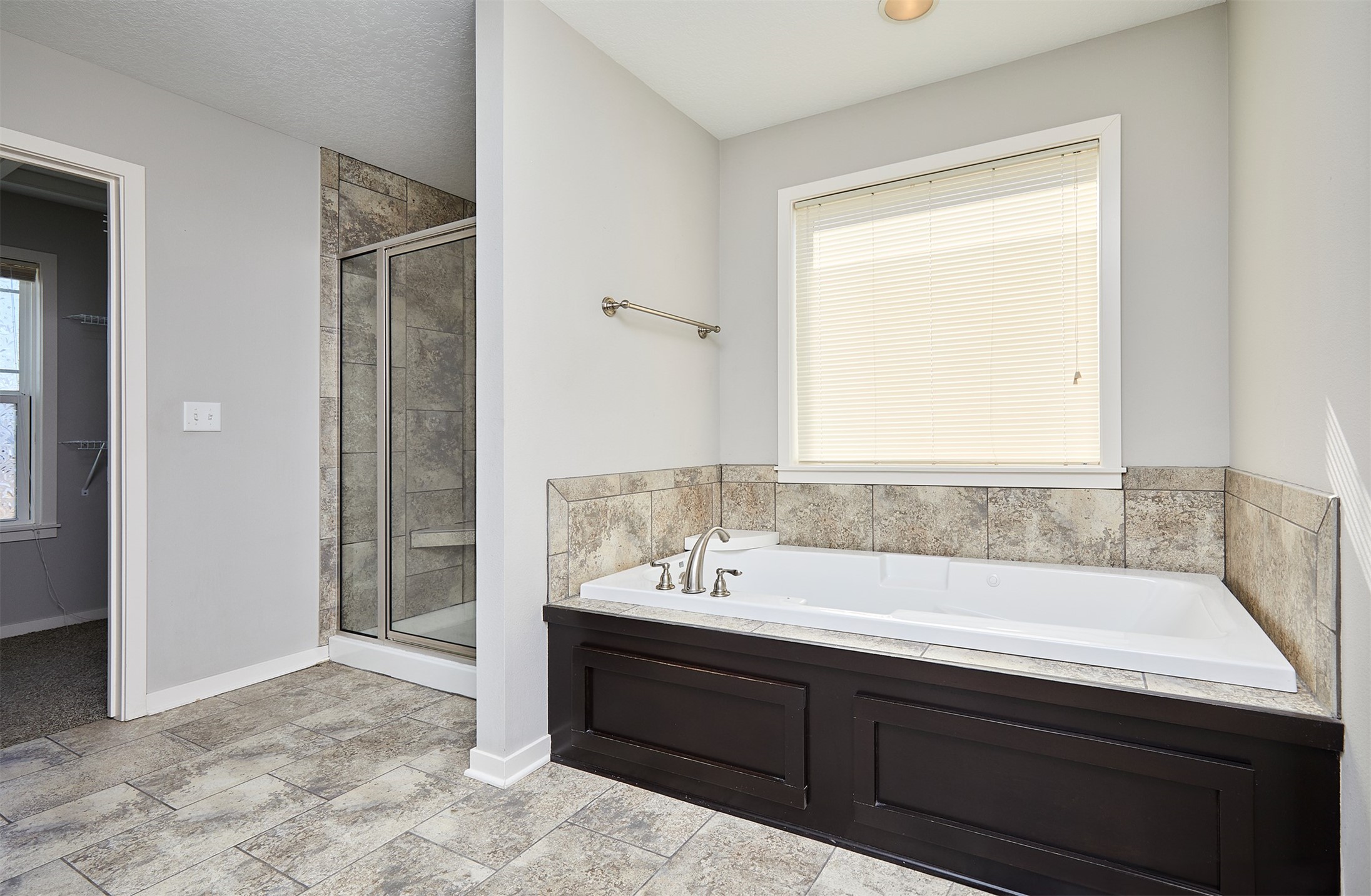 3678 NW 169th Street, Clive, Iowa image 18