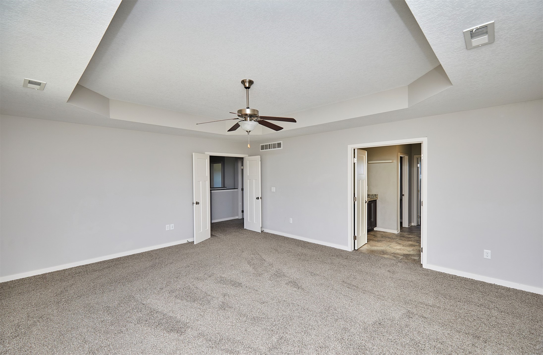 3678 NW 169th Street, Clive, Iowa image 16