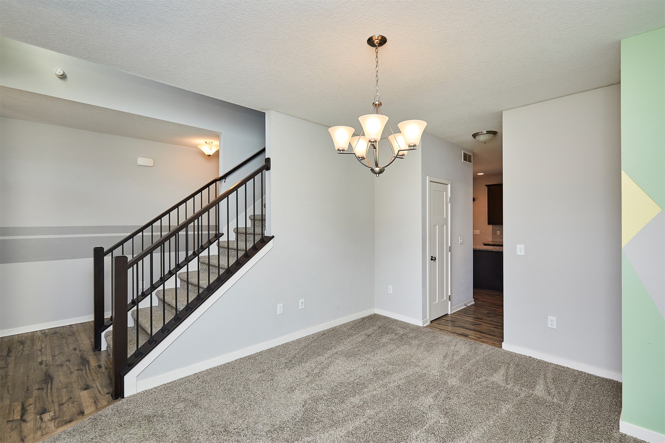 3678 NW 169th Street, Clive, Iowa image 14