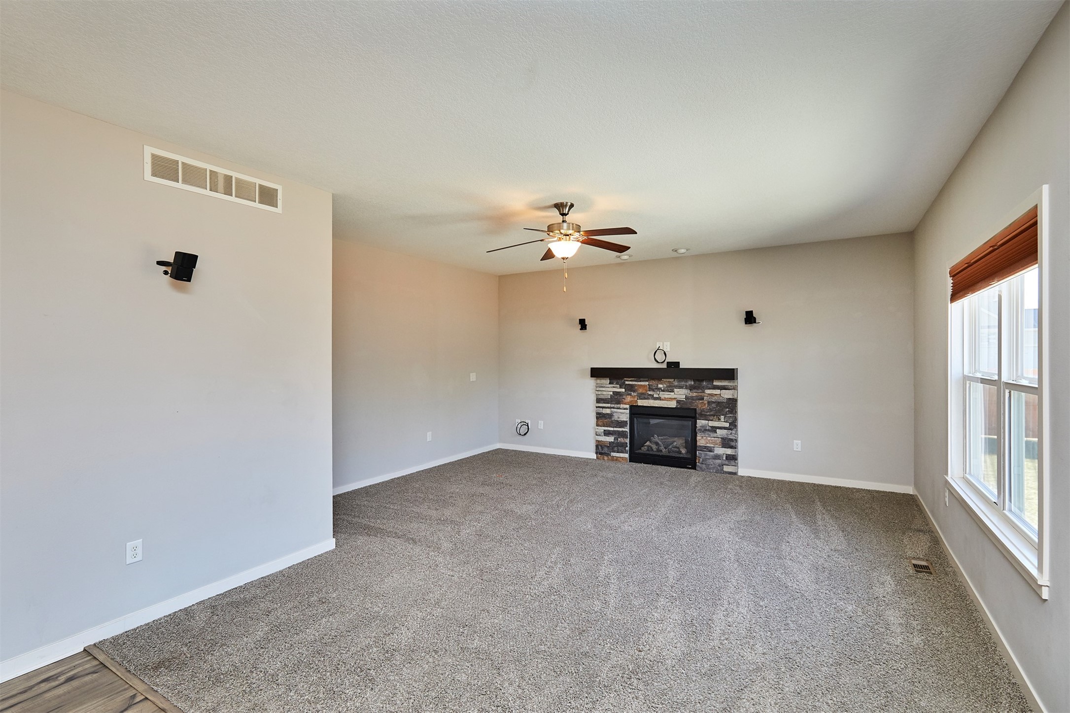 3678 NW 169th Street, Clive, Iowa image 13