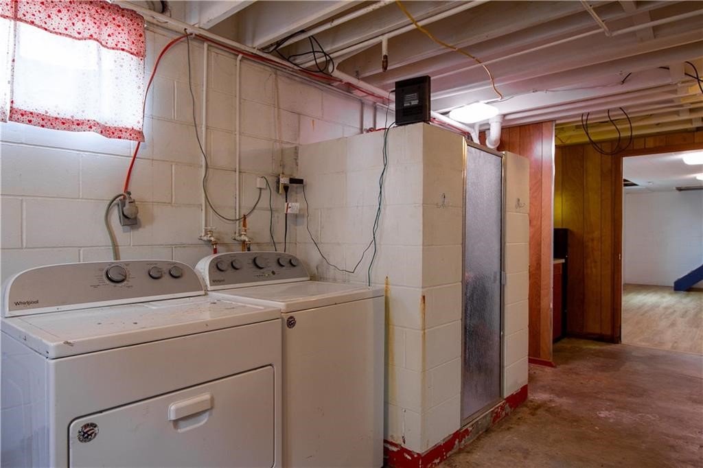 102 N Iowa Street, Knoxville, Iowa image 32