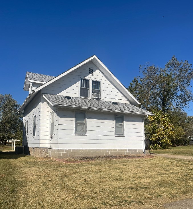 1121 Braden Avenue, Chariton, Iowa image 1