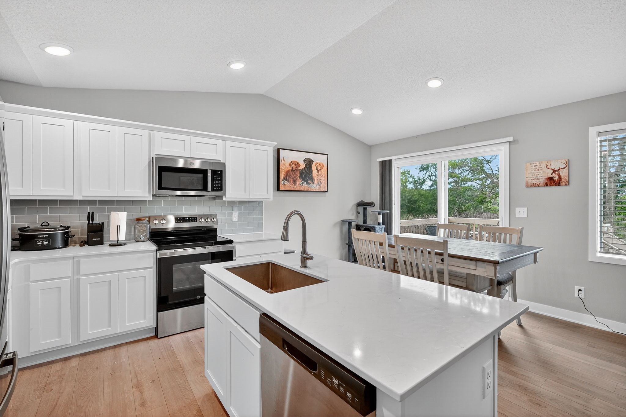 113 S Walnut Drive