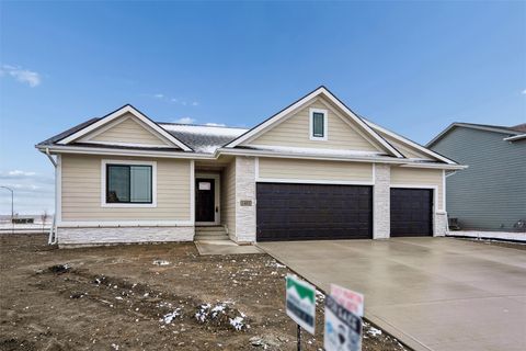 Apartment For Sale - 1485 NW Bull Run Court<br/> Waukee, IA 50263