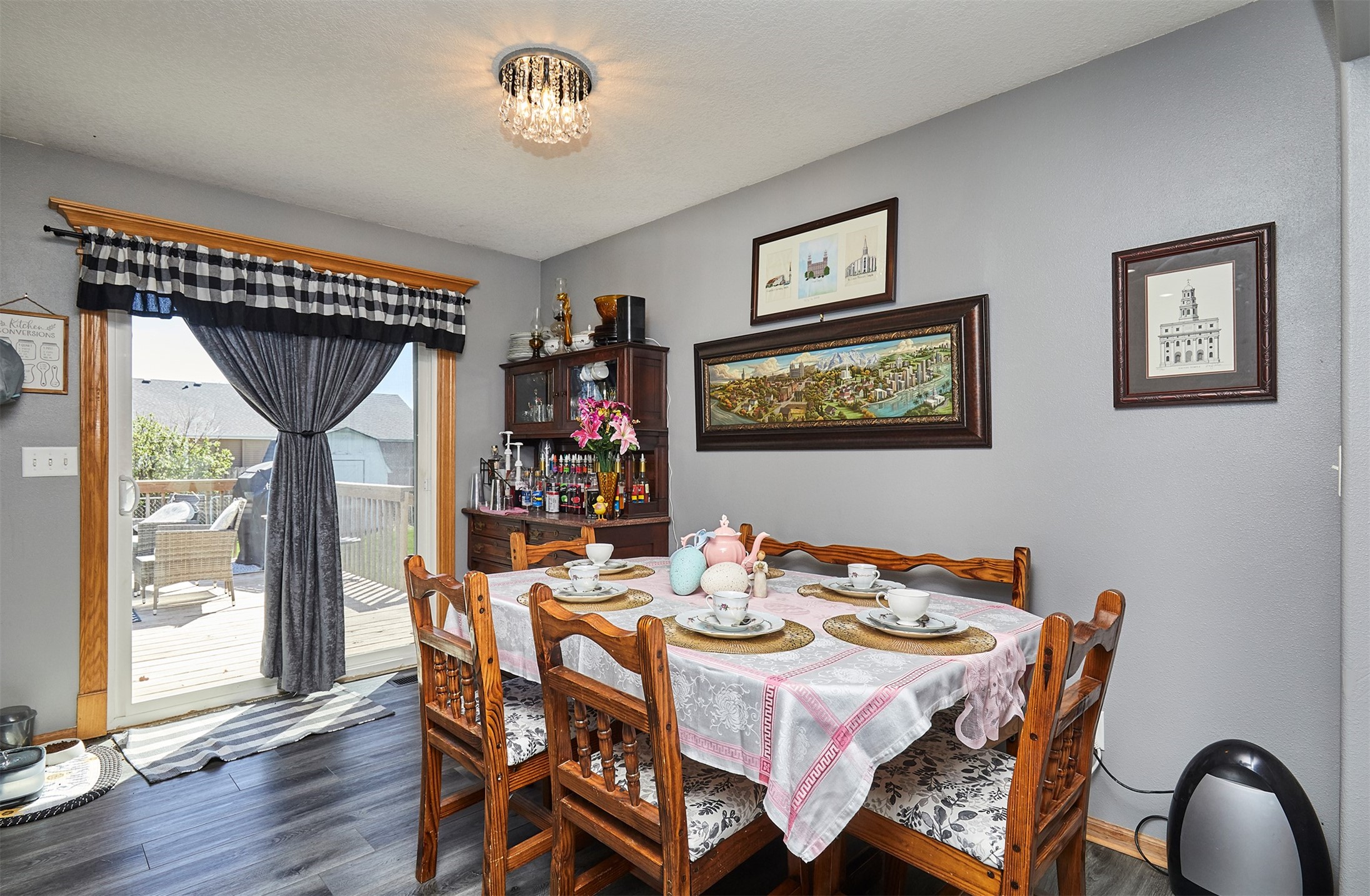 221 N 15th Avenue, Winterset, Iowa image 12