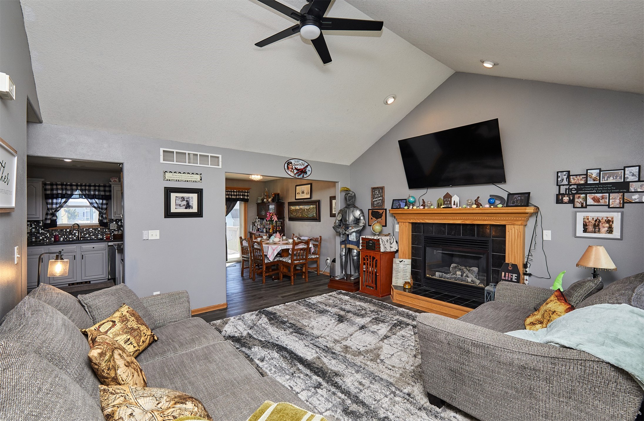 221 N 15th Avenue, Winterset, Iowa image 6