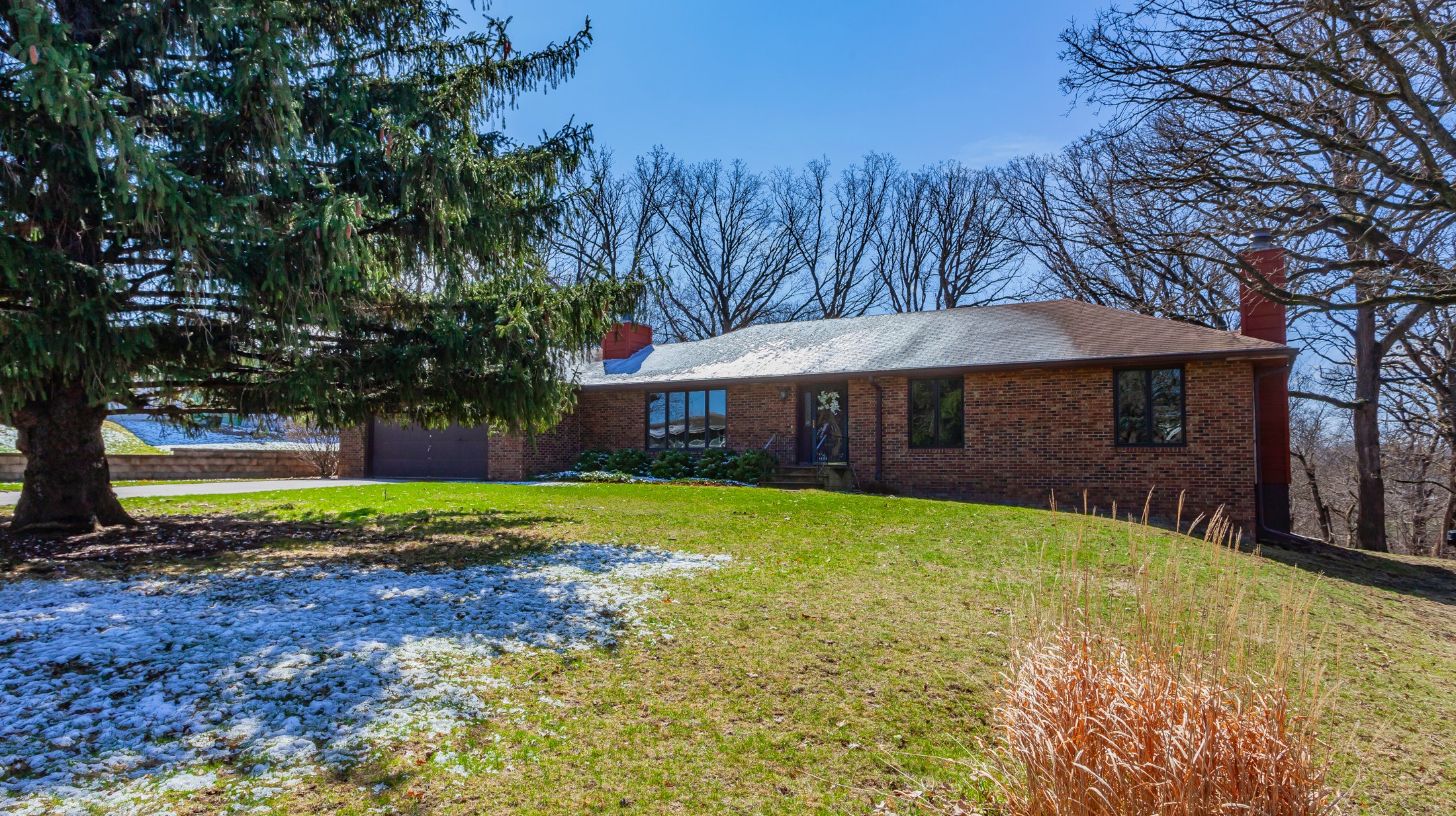 446 Rookwood Drive, Ames, Iowa image 2