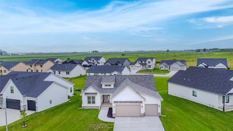 Homes For Sale - 1395 NW Red Oak Drive<br/> Waukee, IA 50263