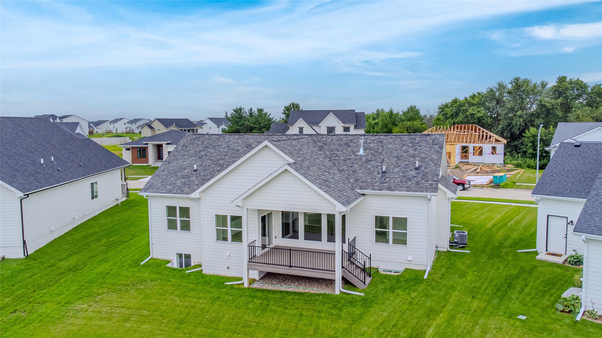 1395 NW Red Oak Drive