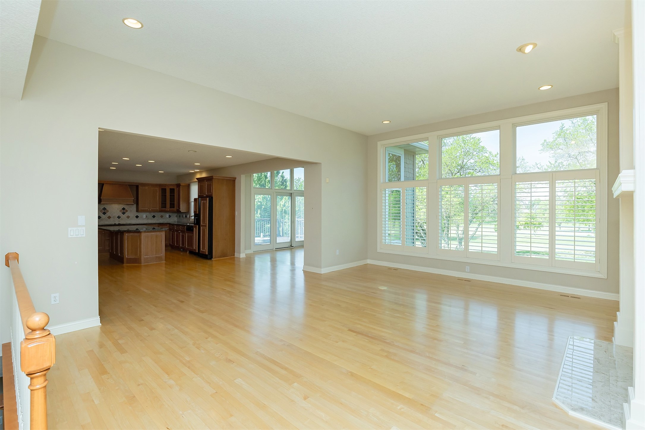 1259 Glen Oaks Drive