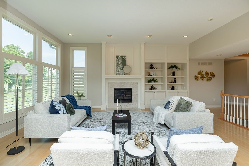1259 Glen Oaks Drive