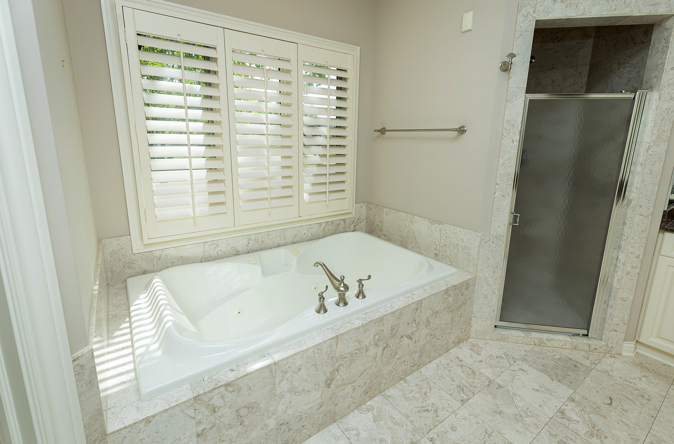 1259 Glen Oaks Drive, West Des Moines, Iowa image 16