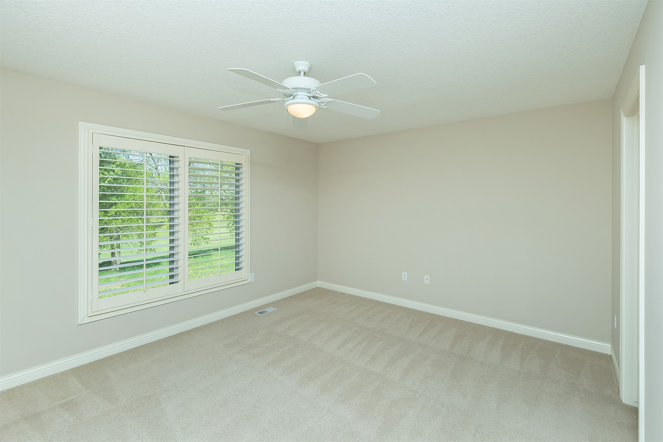 1259 Glen Oaks Drive, West Des Moines, Iowa image 20