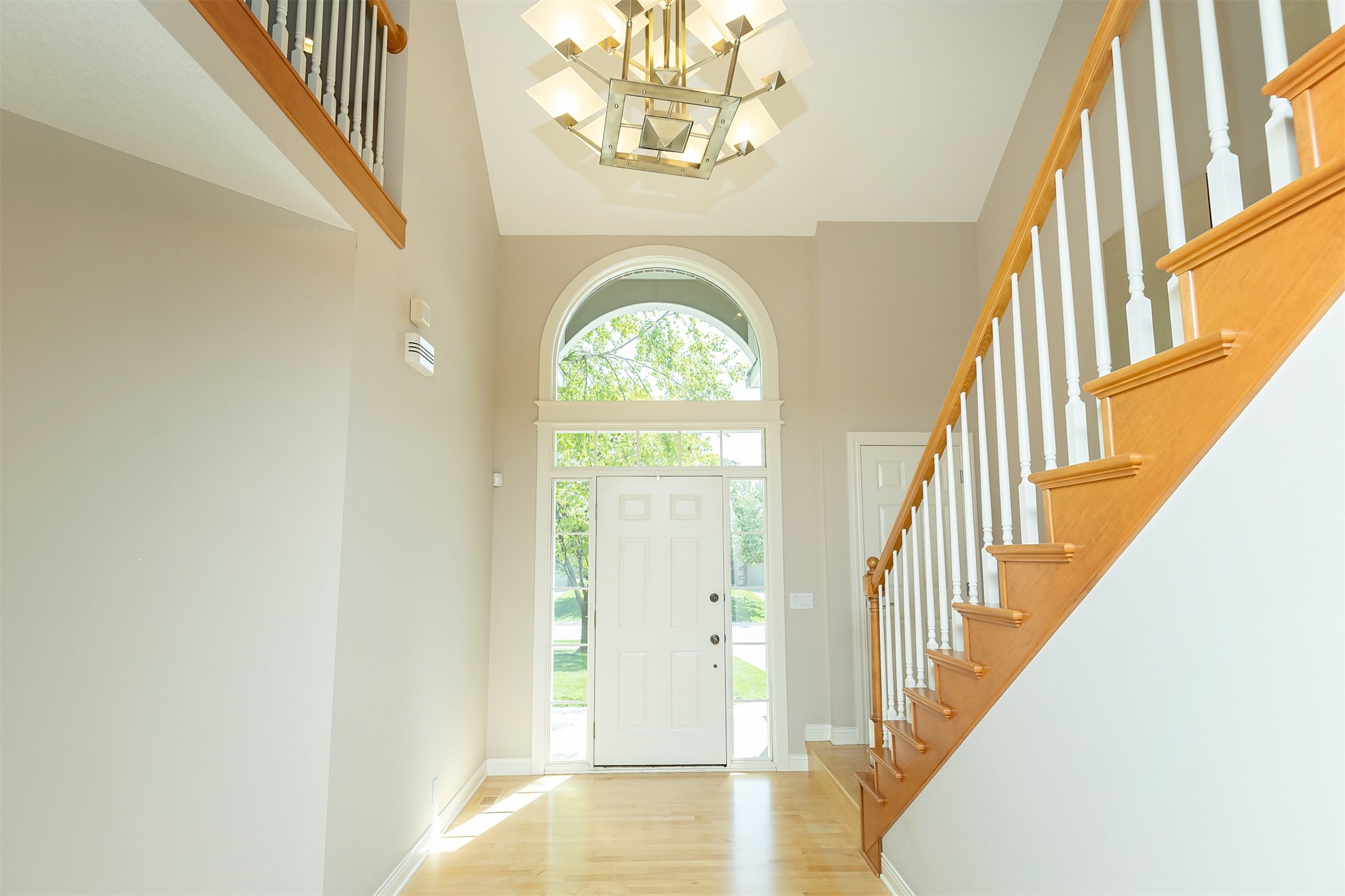 1259 Glen Oaks Drive