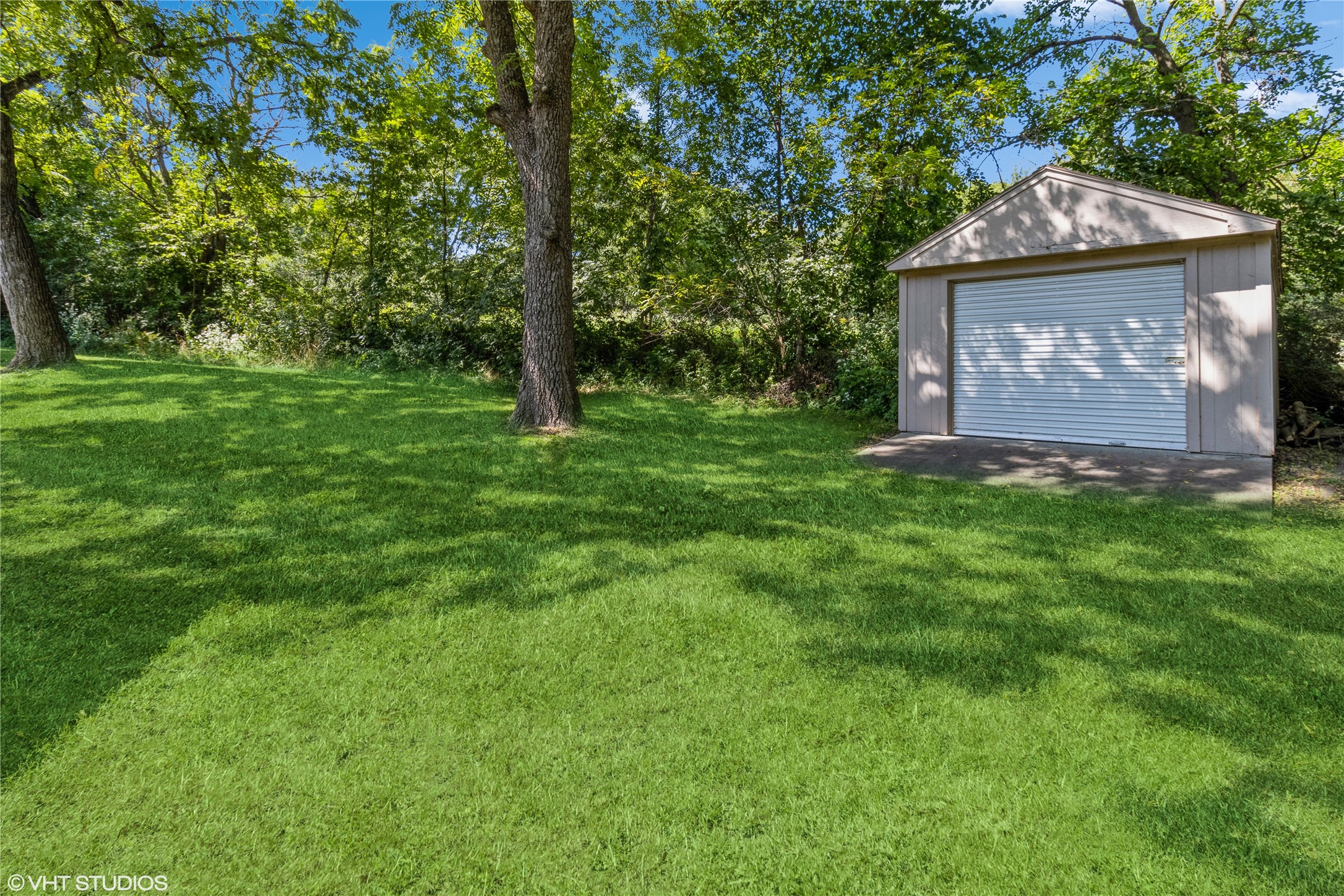 33048 Walnut Place, Waukee, Iowa image 31