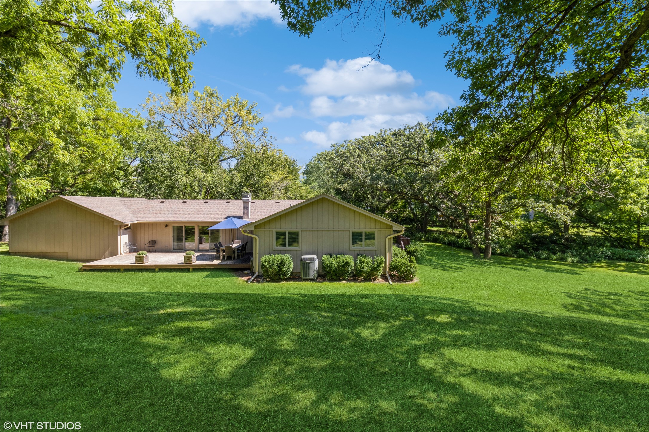 33048 Walnut Place, Waukee, Iowa image 32