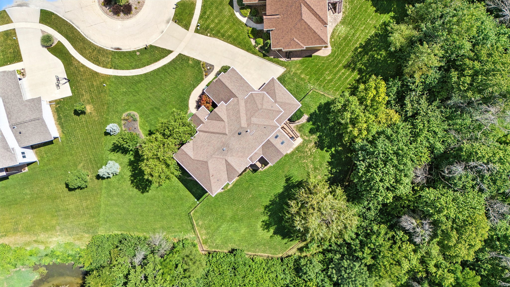 4108 NE Hillcrest Court