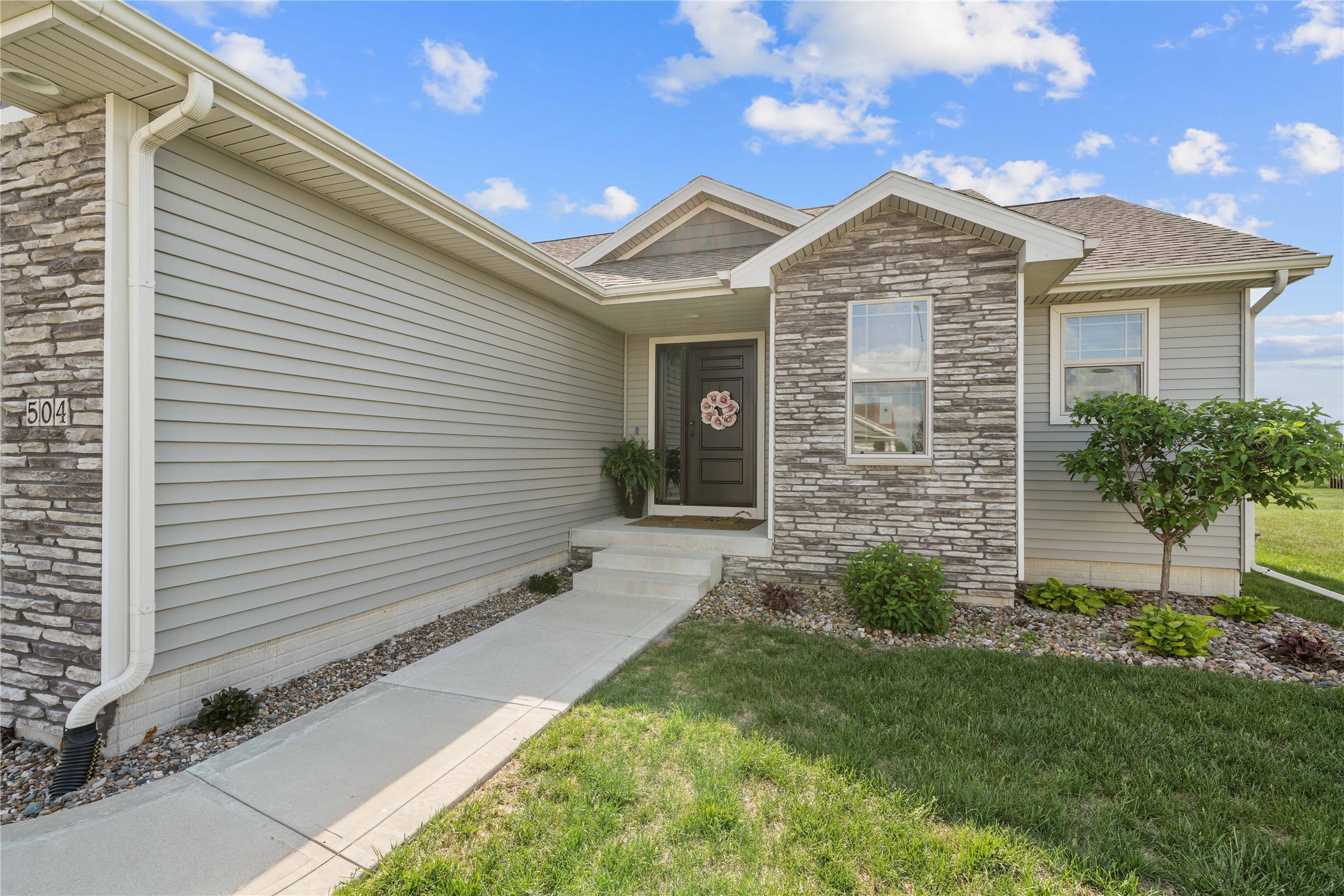 504 Shiloh Rose Parkway, Bondurant, Iowa image 3