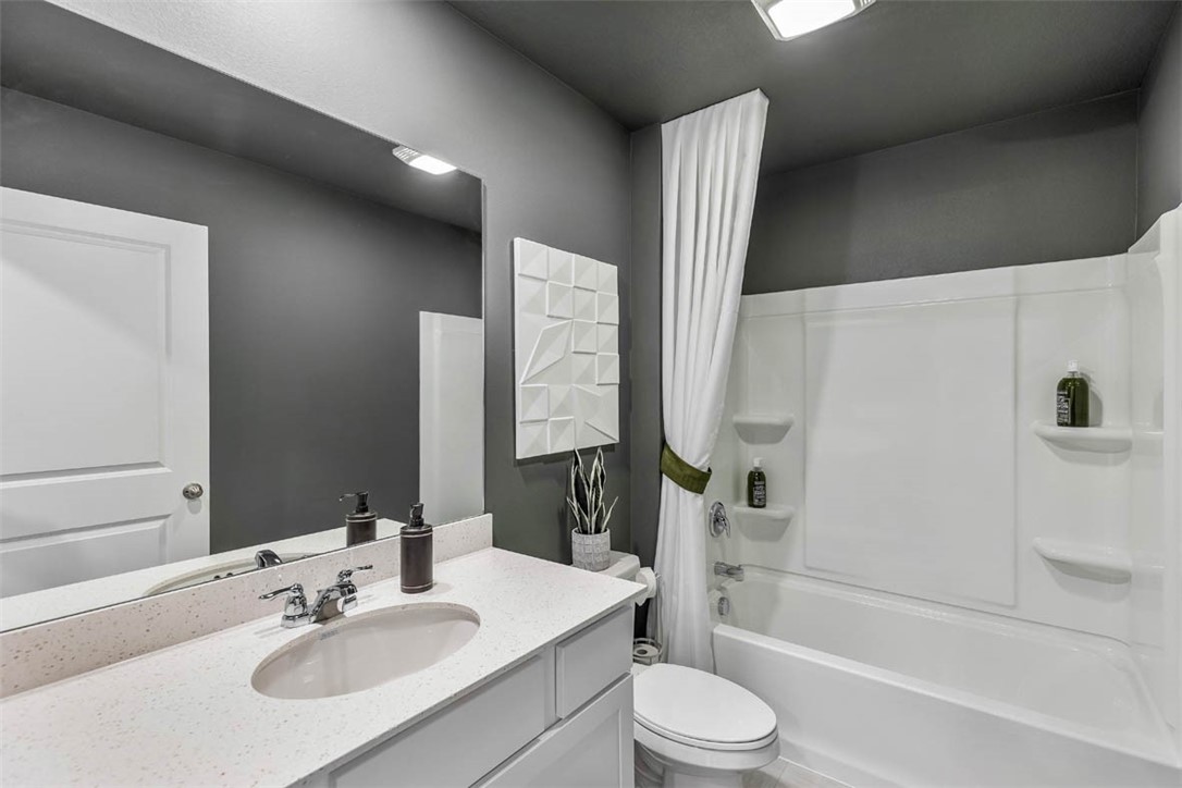 2514 E 47th Street, Des Moines, Iowa image 22