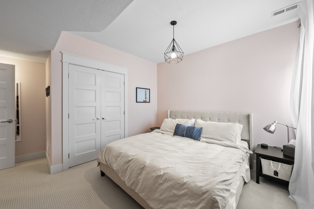 3674 Berkshire Parkway, Clive, Iowa image 30